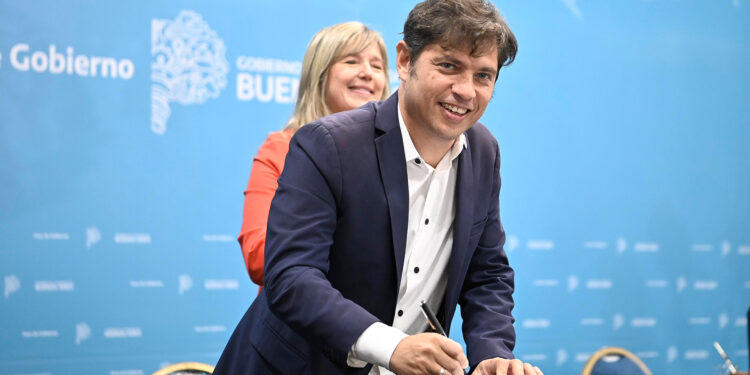 Kicillof pidió «generosidad» para buscar listas de unidad en el FdT