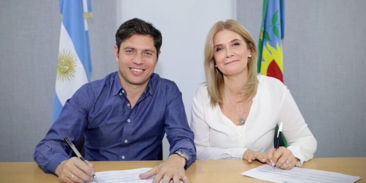 Kicillof va por la reelección en Buenos Aires, donde se presentaron 8 listas
