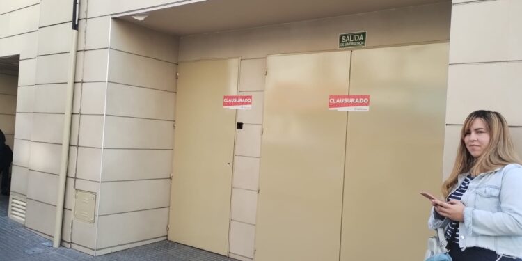 Clausuraron otra vez el bingo de Lomas por incumplir requisitos de seguridad