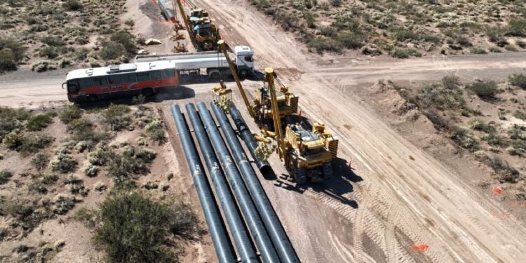 Cinco datos para entender la importancia del gasoducto que pasa por 4 provincias y mide 573 kilómetros
