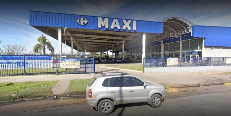 Carrefour de Burzaco: denuncian despidos con complicidad sindical y anticipan un paro