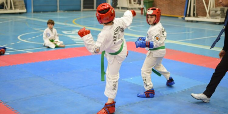 Rivadavia: una copa con más de 200 taekwondistas y una exhibición antes de viajar a Kazajistán