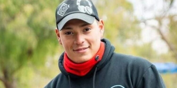 Ministro Rivadavia: busca testigos la familia de un joven fallecido en un accidente