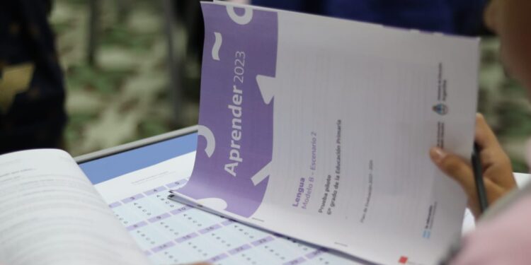 Realizan la Prueba Aprender a 750.000 estudiantes de escuelas primarias de todo el país