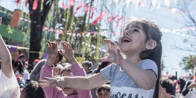 «Primero Lxs Pibxs», el lema de un festival de primavera en Gerli