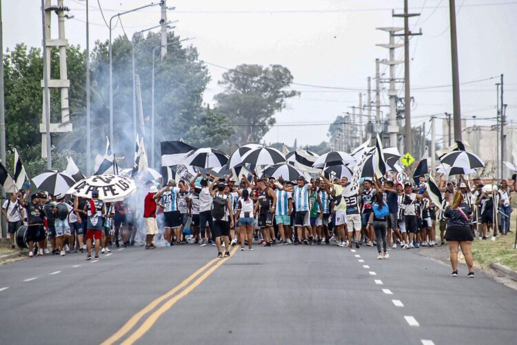 Los 100 años de Claypole, el club más antiguo de Almirante Brown