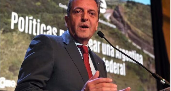Massa enviará un proyecto de ley para que el «PreViaje» sea política permanente
