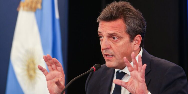 Massa enviará un proyecto de ley para crear «una moneda digital argentina»