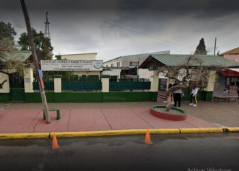 Lomas: atropelló a una nena de 10 años que salía de la escuela y escapó
