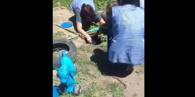 Claypole: rescataron sano y salvo a un chico de 5 años que cayó a un pozo en un jardín de infantes