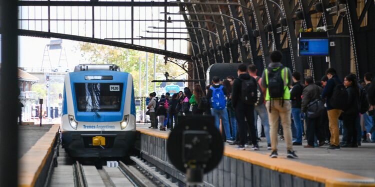 Impulsan un plan de inversión a 10 años para el sistema ferroviario