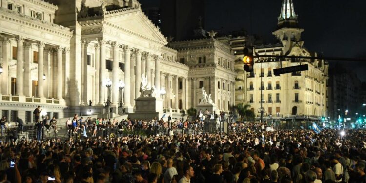 EL Gobierno llamó a sesiones extraordinarias a partir del martes