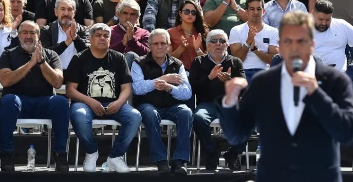 Massa se reunió con la CGT para analizar la situación económica y avanzar en «reordenamiento» del PJ