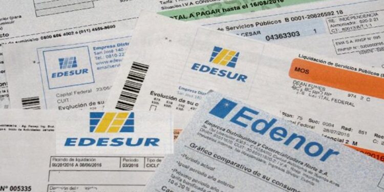 Edenor y Edesur pidieron aumentos de hasta 89% con actualización mensual