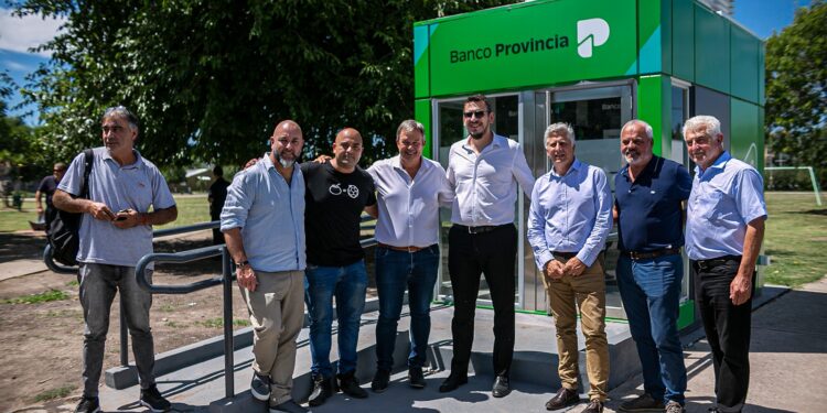 Inauguraron un cajero del Provincia en Glew y sumarán otros en Longchamps