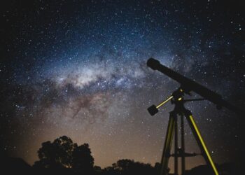 Este sábado de “Brown mira al cielo” en la Plaza Brown de Adrogué