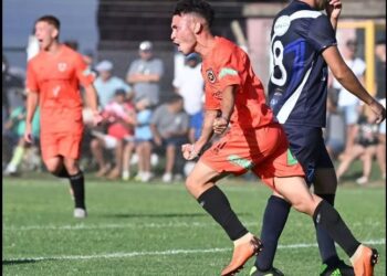 Defensores de Glew y Estrellar del Sur de Korn debutaron ganando en el Promocional Amateur de AFA