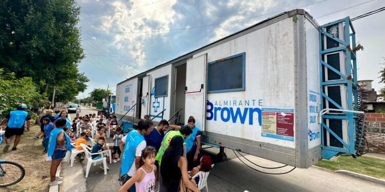 Este jueves el municipio desembarca en Claypole con un nuevo operativo integral de salud “Tu CAPS en casa”