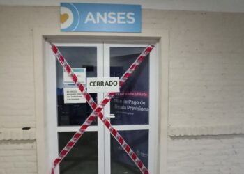 Echaron trabajadores de Anses de Banfield, Lanús, Burzaco, Longchamps, Fiorito y Lomas y cierran oficinas