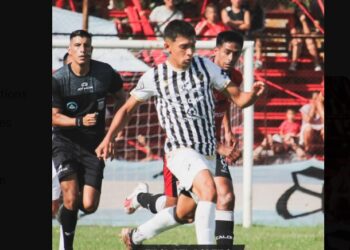 Claypole consiguió un empate en su visita a Cambaceres