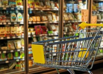 Pérdida de poder adquisitivo: advierten que el consumo masivo cayó un 13,4% interanual en febrero