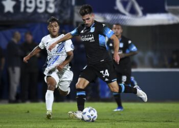 San Martín luchó, pero no pudo con Racing y se quedó afuera de la Copa