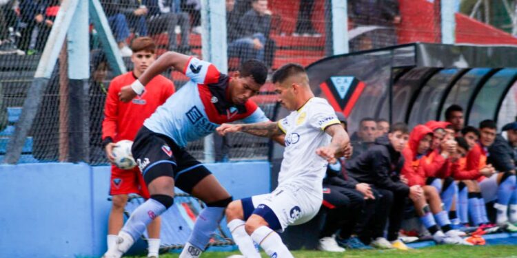 Brown de Adrogué no para de perder y ya está zona de descenso