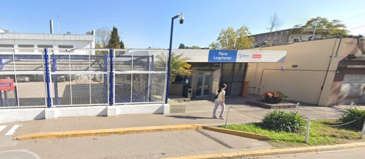 Longchamps: echaron a 10 empleados de La Serenísima