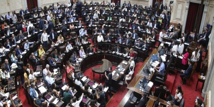 Diputados aprobó en general el proyecto de Milei y ahora empieza la votación por capítulos
