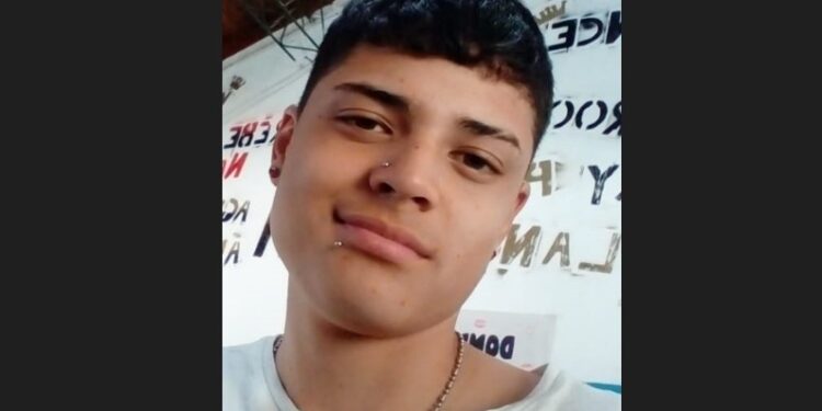 Ofrecen $ 5 millones para dar con un joven de Glew que desapareció hace cinco meses