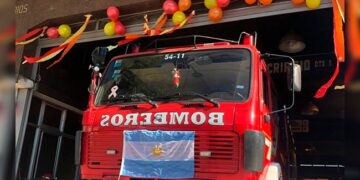 Los Bomberos Voluntarios invitan a decorar las casas para celebrar su día