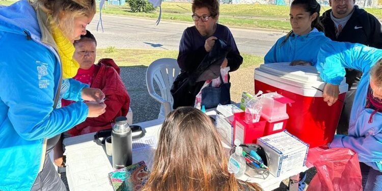 Jornada de salud integral en Mármol