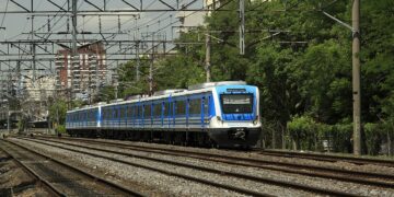 Menos servicios del tren roca: colectivos unirán Constitución y Temperley