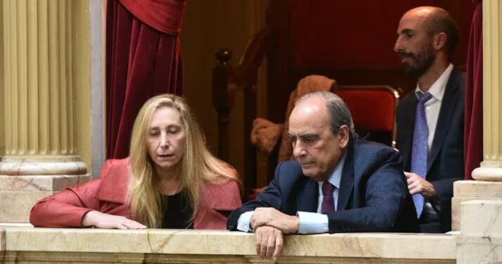 Renunció el jefe de Gabinete de Milei y asume Francos