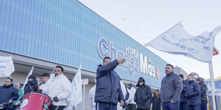 Chango Más despidió trabajadores de Burzaco, Lanús y Avellaneda y dice que es por la falta de ventas