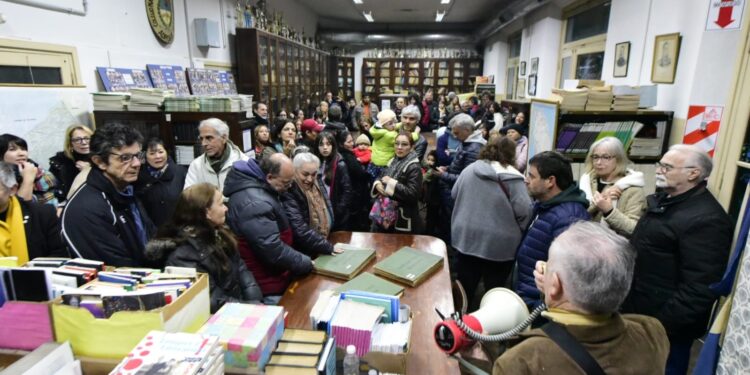 Una multitud le dio color y vida a “La noche de los museos” en Almirante Brown