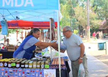 Fin de semana: «Brown a cielo abierto» en Adrogué y feria de productores en la Granja Municipal