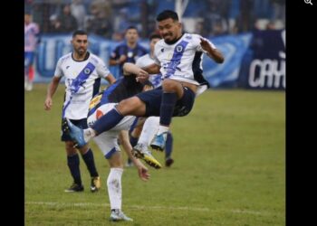 Sanma cosechó un empate bajo la lluvia de Burzaco