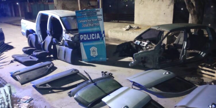 Un control policial en Mármol desbarata una banda que vendía autopartes robadas