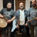 “Chacarerita de mi Glew”, el homenaje musical de un vecino al barrio que ama