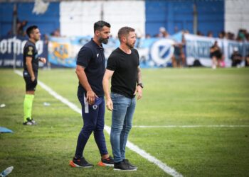 San Martín de Burzaco despidió a Flores y ya tiene nuevo DT