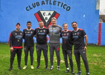 Brown de Adrogué con nuevo DT: entra Vivaldo sale Brown