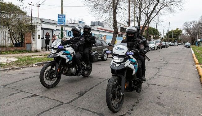 Refuerzan los patrullajes en los corredores escolares de Brown