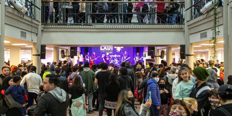 Con una amplia agenda de actividades llega el Primer Festival Argentino de la historieta a Brown