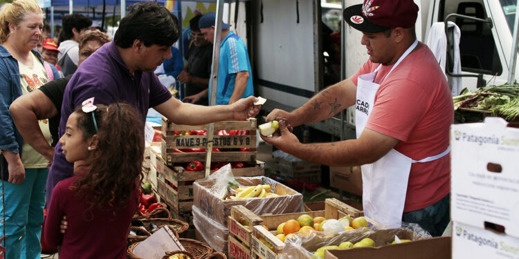 El “Circuito de ahorro en Brown” presenta este mes una canasta de productos a precios accesibles