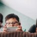 Cómo afecta el uso de celulares a los niños: consejos para evitar trastornos