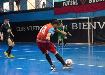 Adrogué: brindan una capacitación gratuita sobre entrenamiento de futsal