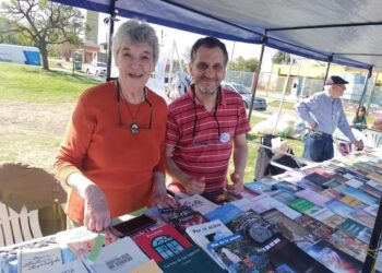 Arranca hoy en San José la feria del libro local, con trabajos de alumnos y música en vivo