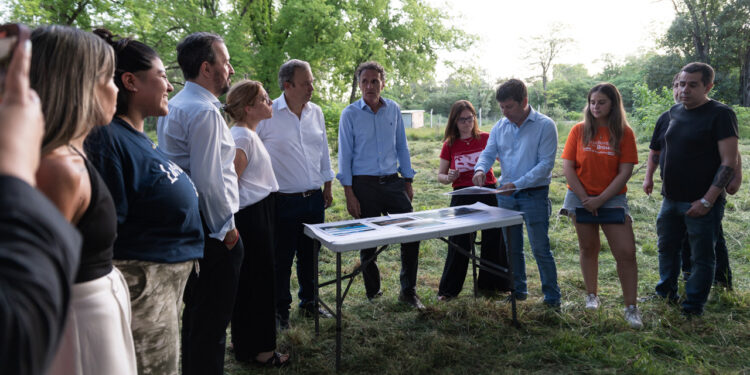 El gobierno provincial construirá un nuevo edificio en la Universidad de Brown, otra obra frenada por Milei