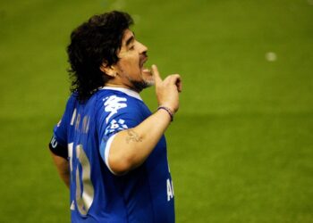 El día que Maradona jugó en Ministro Rivadavia